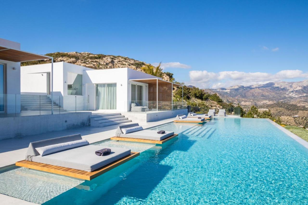 Istia Luxury Villas Карпатос Екстериор снимка